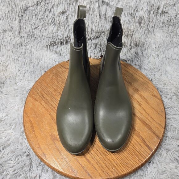 A New Day Boots Womens 9 Green Rubber Low Heel Pull On Chelsea Ankle Rain Boots - Picture 3 of 8